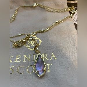 BNWT Kendra Scott Muriel necklace in Lilac Abalone